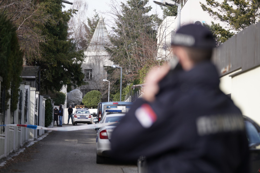 Prvo oglašavanje Zdravka Čolića nakon bačene bombe na Dedinju