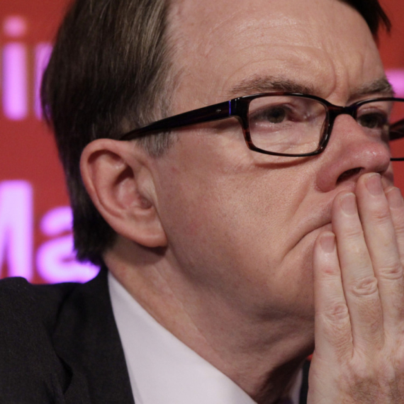 Lord Mandelson šetkao u gaćama kod Epstajna: Sad podneo ostavku FOTO