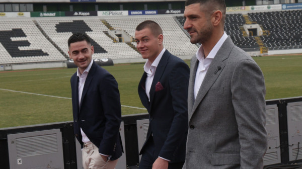 Lepa vest za "grobare" – Zdjelar i Mitrović na terenu u Surdulici