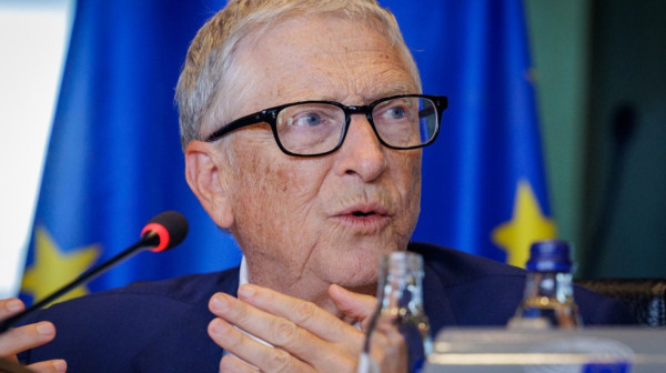 Rusi otkrili: Bil Gejts izgradio skrivenu mrežu za kontrolu vakcina, planovi postojali i pre koronavirusa