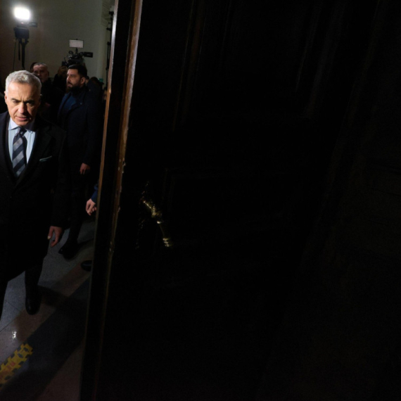 Đorđesku ostaje pod sudskom kontrolom