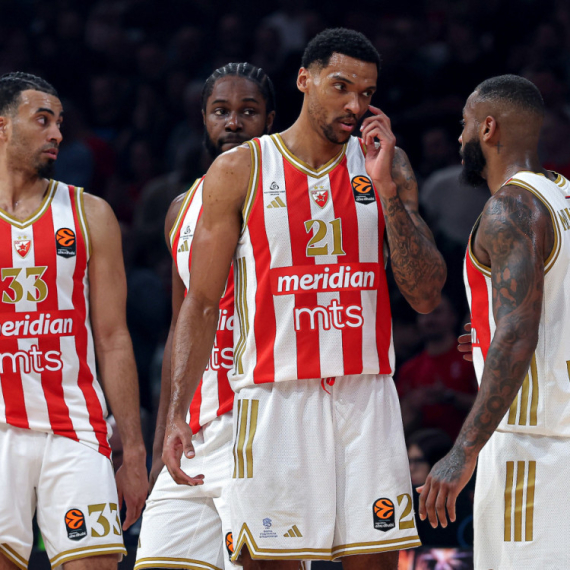 Bez žurbe i bez panike – Zvezda na strpljenje slomila Hapoel VIDEO