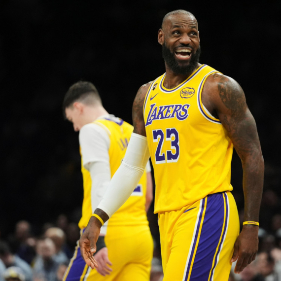 Dončić i Lebron "plesali" u Bruklinu VIDEO