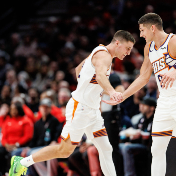 Gilespi se "zapalio" – Blejzersi nemoćni bez Avdije VIDEO