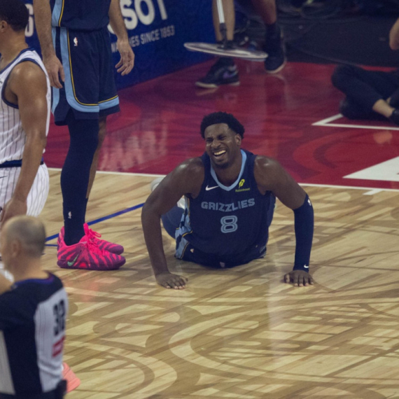 "Kuva" na Zapadu – sve oči uprte u Janisa