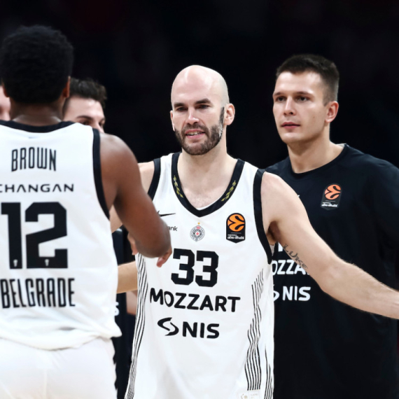 Partizanov tim za KRK – 11 igrača, dvojica omladinaca