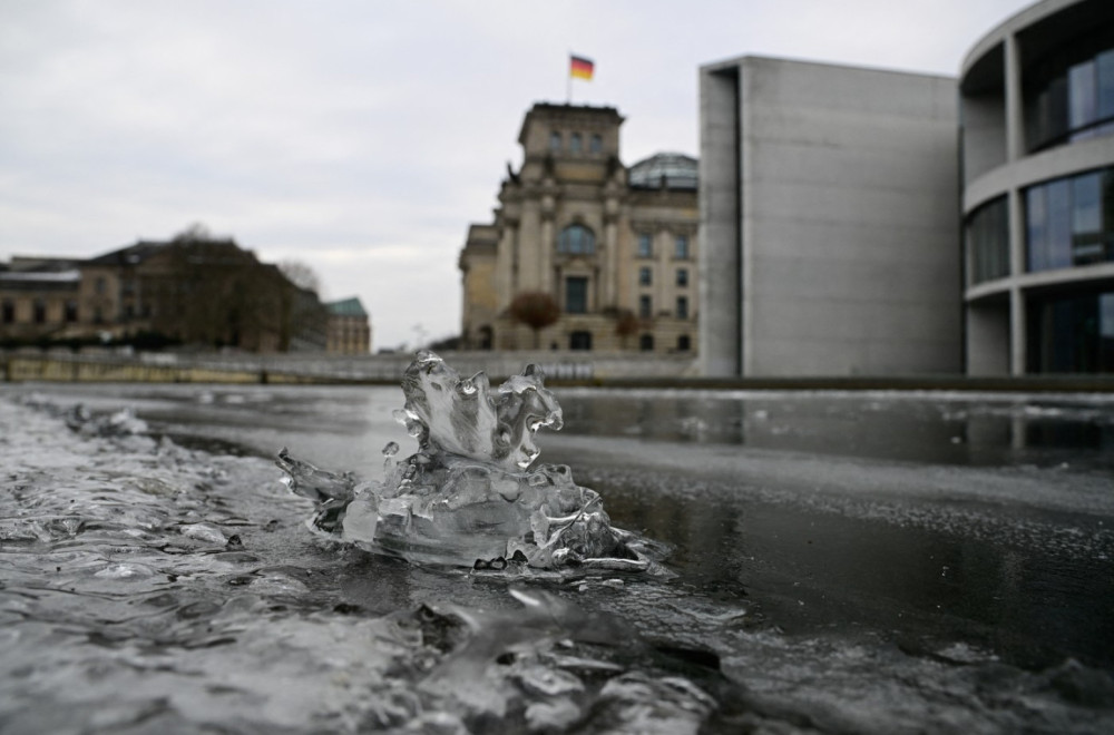 Nemačka pod ledom: Haos na prugama i putevima FOTO/VIDEO