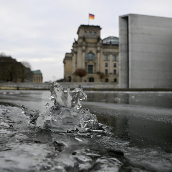 Nemačka pod ledom: Haos na prugama i putevima FOTO/VIDEO