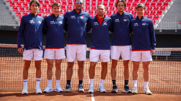 U bojama srpske zastave: Evo kako izgleda oprema u kojoj Srbija juriša na vrh Dejvis kupa