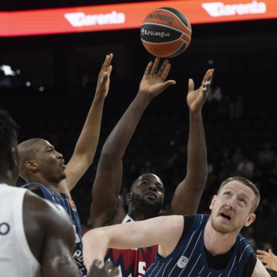 Efes ima sve više problema