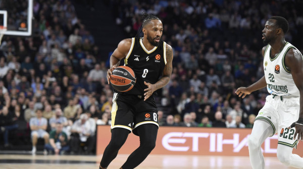 Senzacija u Evroligi: Bivši košarkaš Partizana "pomogao" Zvezdi!