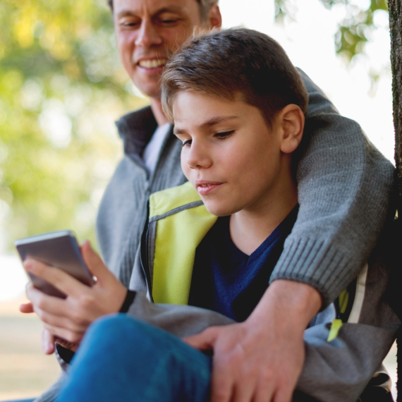 Generacija Z je prva manje inteligentna od svojih roditelja, naučnik otkrio zašto