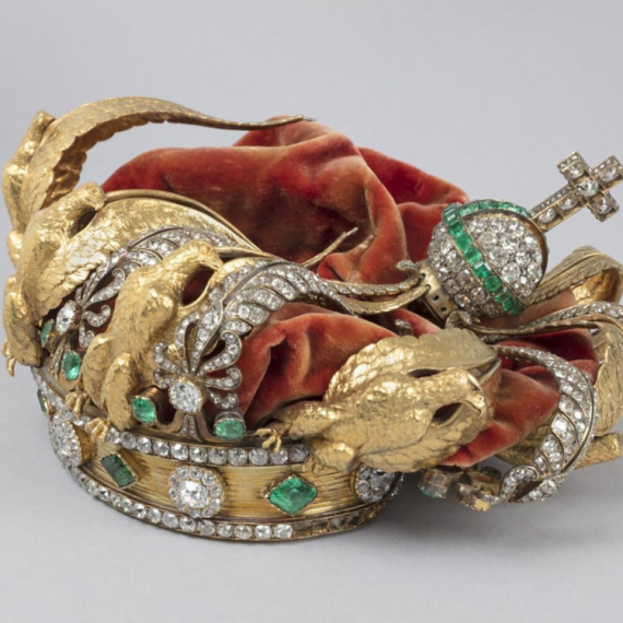 Tri meseca nakon pljačke Luvra: Evo šta će biti sa krunom carice Eugenije