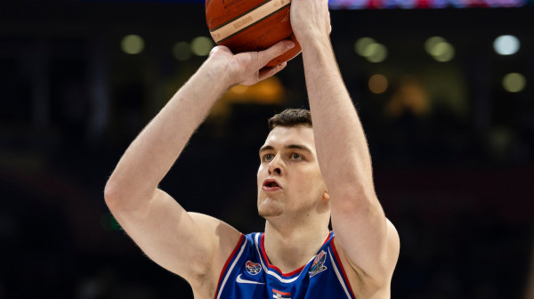 Trejd koji je sve iznenadio – NBA šampion uzeo Koprivicu!