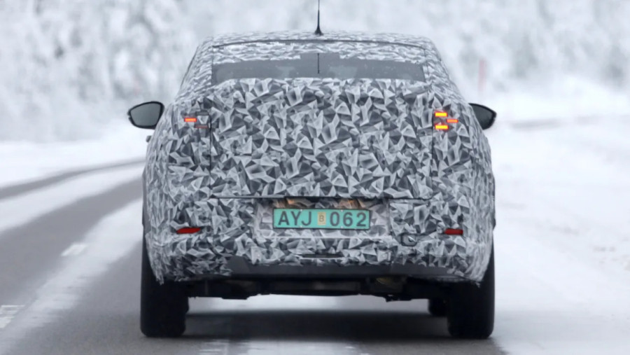 Novi Fiat SUV prvi put u javnosti: Panda dizajn dobija novi oblik FOTO