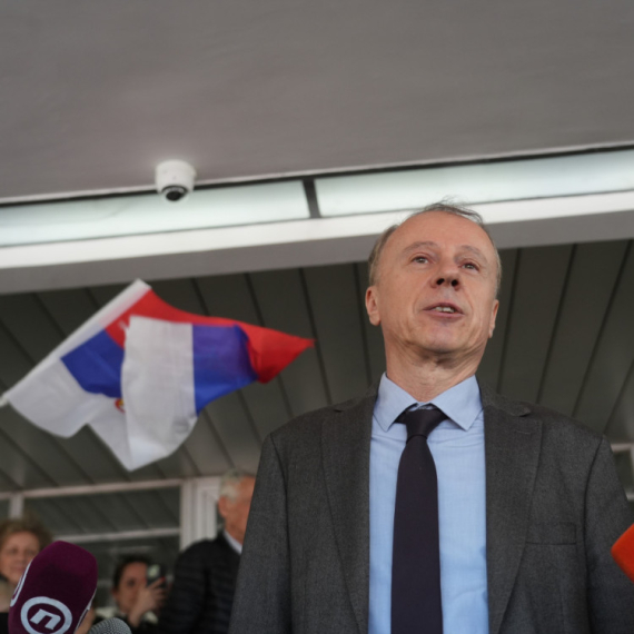 Brnabić objasnila zašto je Vladan Đokić idealan predstavnik blokadera