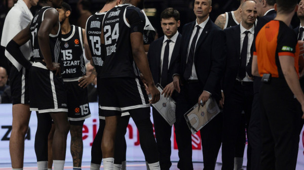 Partizan protiv Dubaija za vrh tabele!