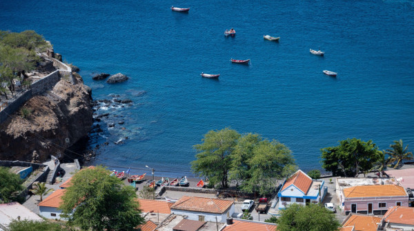 Katastrofa na poznatim ostrvima; Stotine turista se zarazilo: Stiglo hitno upozorenje