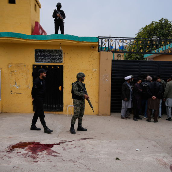 Užas u džamiji; Razneo se bombaš samoubica; Broje se mrtvi i povređeni FOTO/VIDEO