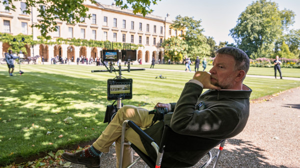 Stiže serija o mladom najpopularnijem detektivu: Projekat potpisuje Gaj Riči VIDEO