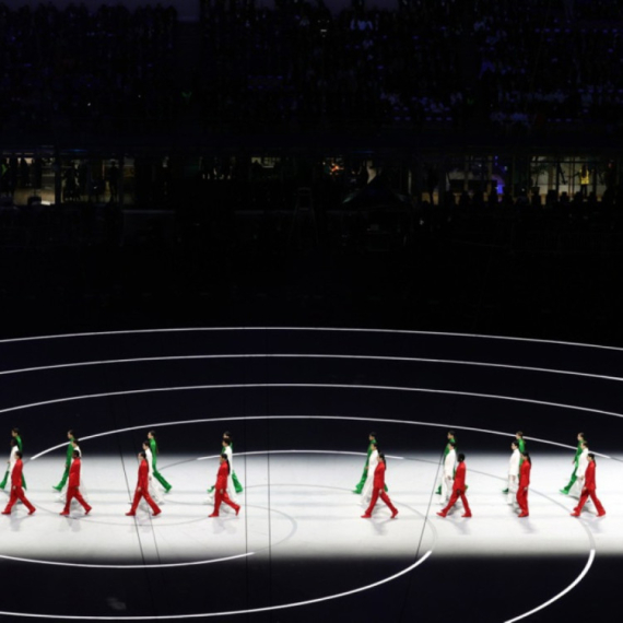 San Siro u znaku sećanja na Đorđa Armanija – Maraja Keri otpevala čuvenu pesmu