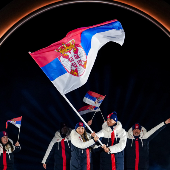 Sportisti Srbije zablistali na otvaranju ZOI: Lepa Anja je već jednom ispisala istoriju FOTO