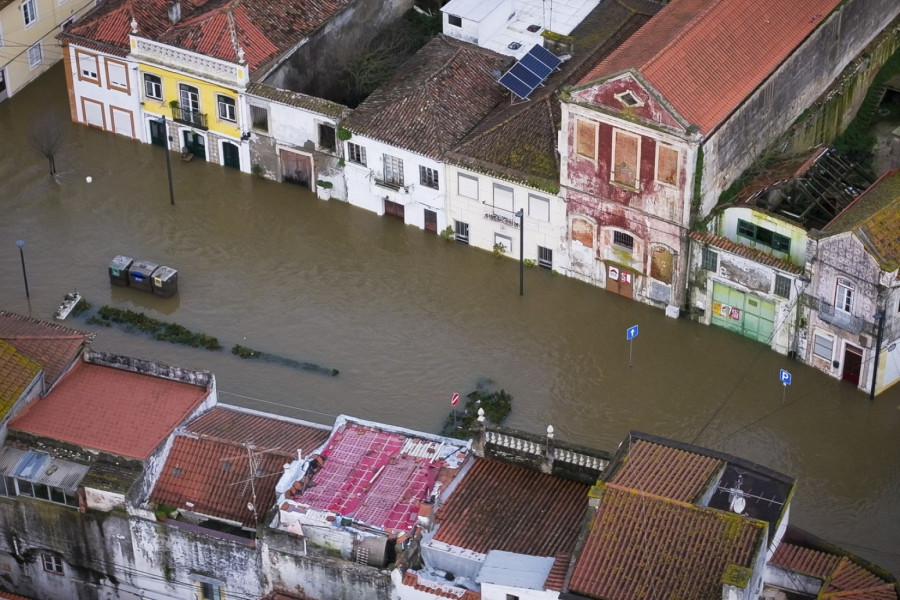 Oluja Leonardo parališe Evropu: Smrtonosne poplave; Evakuacije u Španiji; Letovi otkazani u Berlinu FOTO/VIDEO