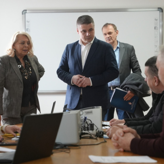 "Sada znamo šta deci ostavljamo": Građani širom Srbije hoće da budu "Svoji na svome" FOTO