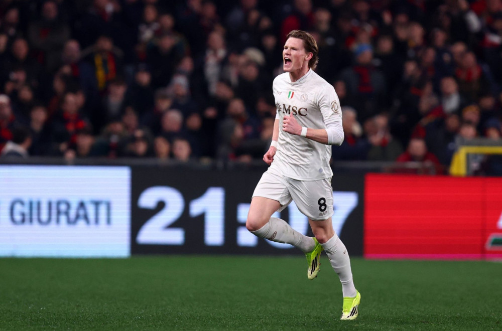 Napoli se provukao – sa igračem manje i penalom u nadoknadi do tri boda VIDEO