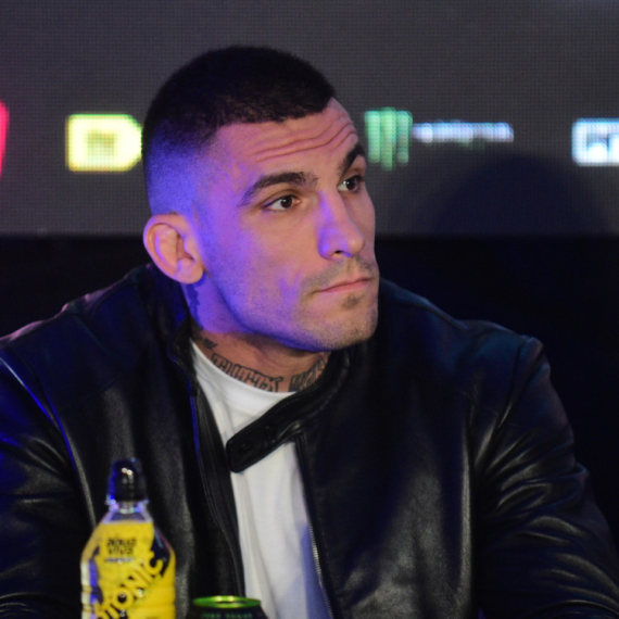 Srpski MMA borac nokautirao Slovenca za 24 sekunde – spektakl u režiji "Džokera" VIDEO