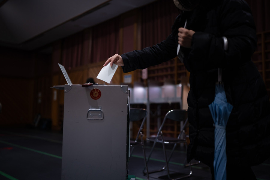 Sve oči uprte u Japan; Takaiči spremna da ode FOTO