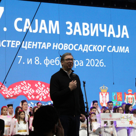 Brnabić blokaderskim medijima: "Možda smo i psa Žuću organizovali; Čuvajte živce, neće Vučić stati sa borbom"