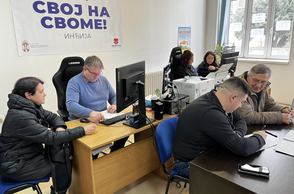 Neverovatne brojke: Stiglo 2,4 miliona prijava za upis bespravnih objekata; Rok ističe u ponoć