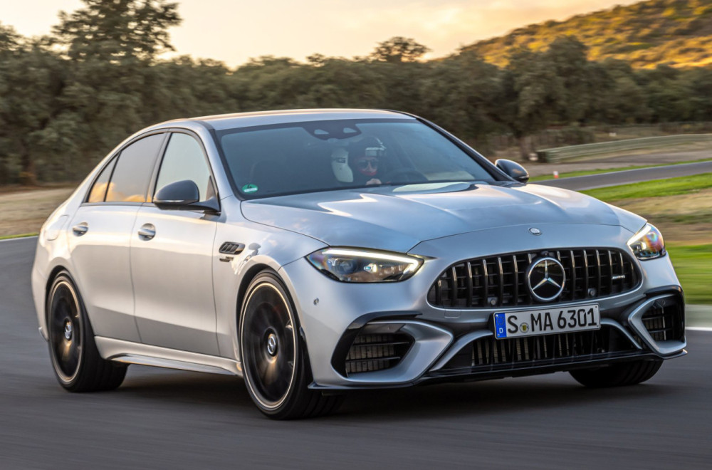 Mercedes ukida C63 sa 4 cilindra: AMG menja strategiju i vraća veće motore