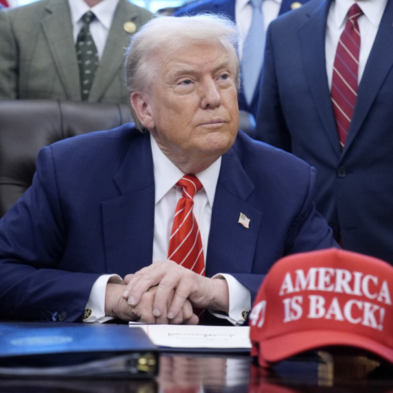 Tramp traži izmenu izbornog zakona