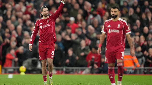 Bomba Soboslaja – Liverpul vodi!