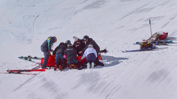 Lindzi Von operisana  – poznato koji je prelom u pitanju FOTO