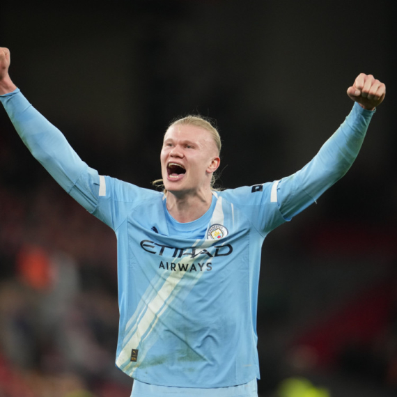 Bura na Enfildu – "lepotica" Soboslaja i Halandova presuda "redsima" u 90+3'