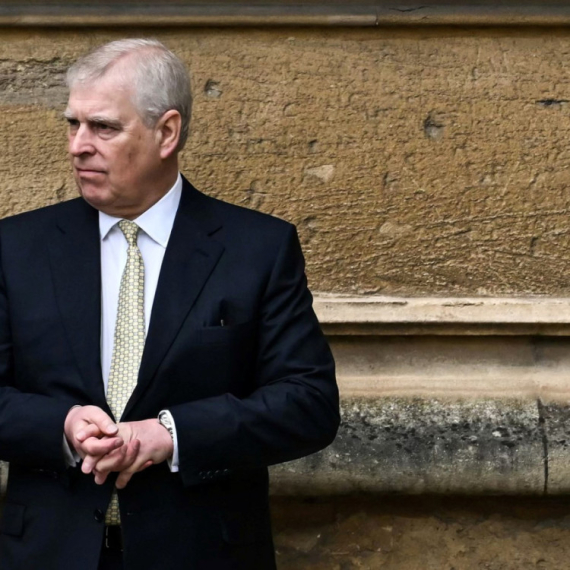 Novi novi dosijei otkrivaju: Princ Endrju svesno delio poverljive informacije sa Epstajnom