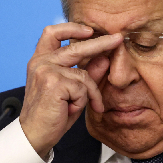 "NATO, OEBS i Evropska unija su zastareli; Svet traži nešto novo"