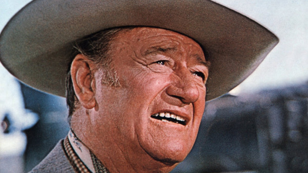 Džon Vejn je zbog ovog filma prekršio svoje "zlatno" pravilo: "Nevoljno je pristao"