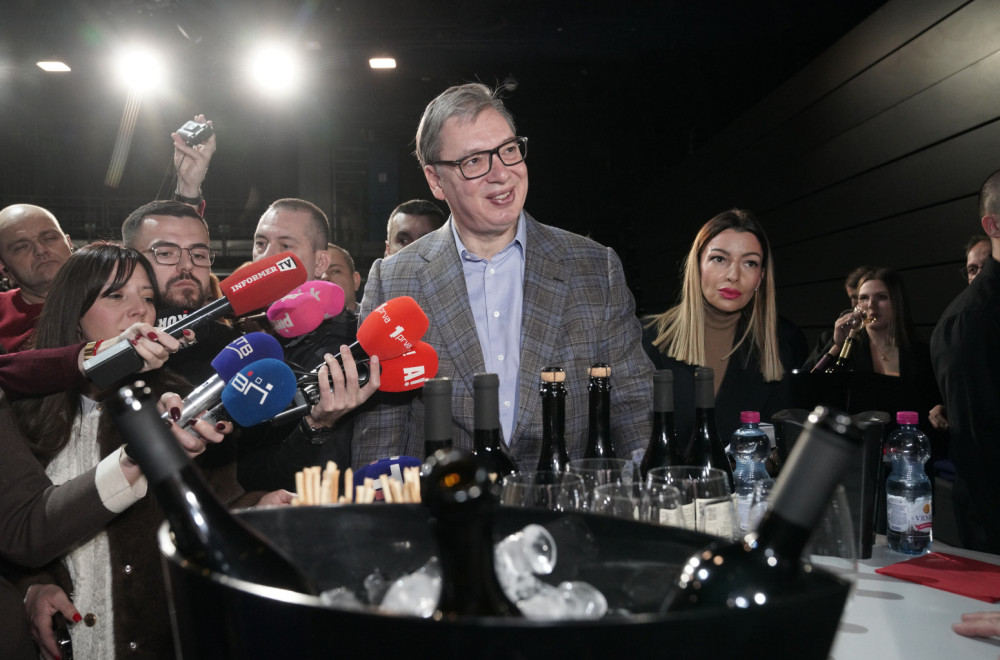 Kina idealna prilika; Vučić obišao proizvođače pića: Prestigli smo mnoge zemlje FOTO/VIDEO