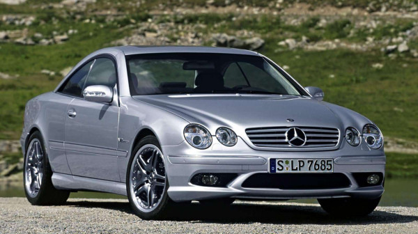 Mercedes star 20 godina prodat za 300.000 dolara: Rekordna cena za retki V12 kupe FOTO