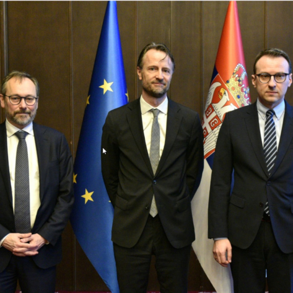 Petković se sastao sa Žiofreom: "Neophodno što pre pokrenuti razgovore o Statutu ZSO"