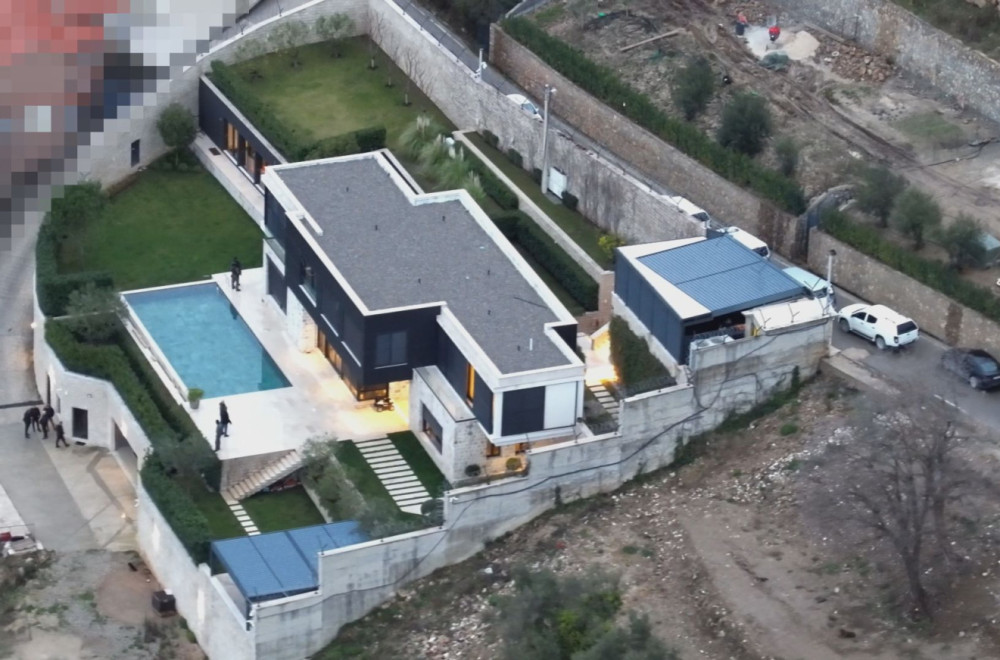 Filmska akcija u Kotoru i Tivtu: Više od 100 policajaca tragalo za pripadnicima kavačkog klana FOTO/VIDEO