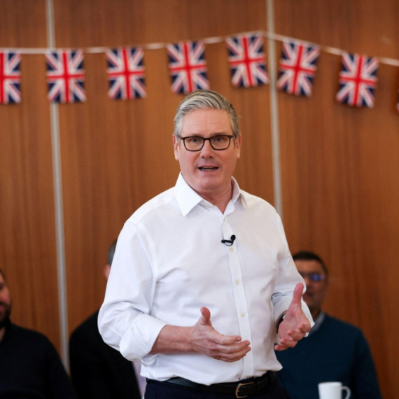 Više od 50 odsto Britanaca želi da Starmer podnese ostavku