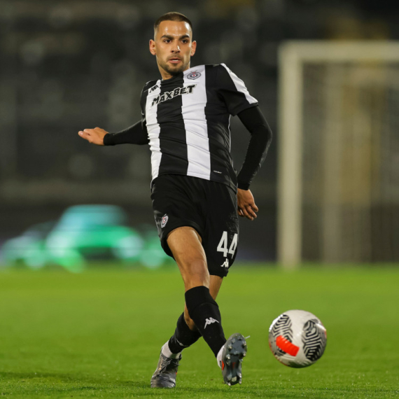 Partizan u problemu pred derbi