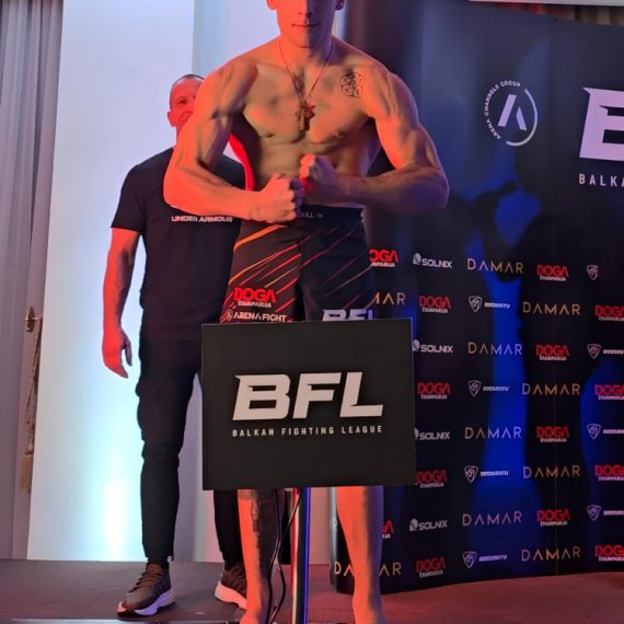 "Razjareni bik divljao po šabačkoj areni" VIDEO