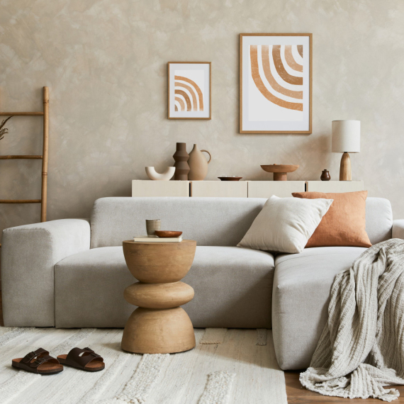 Tepih u dnevnoj sobi – zastareli trend ili ponovo hit?