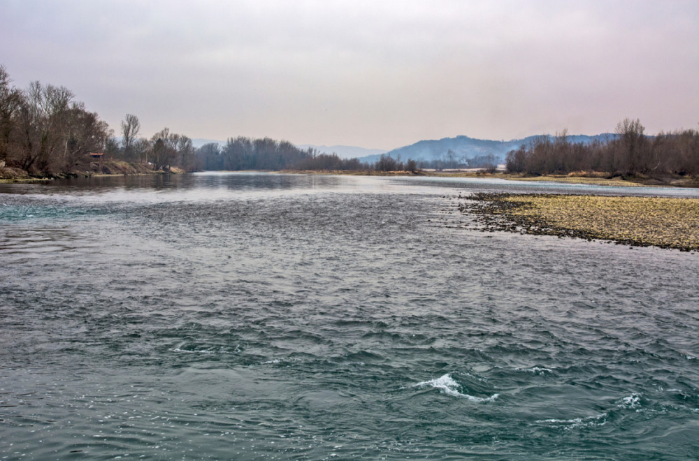 Tragedija na Drini: Dvojica mladića pronađena mrtva u vikendici